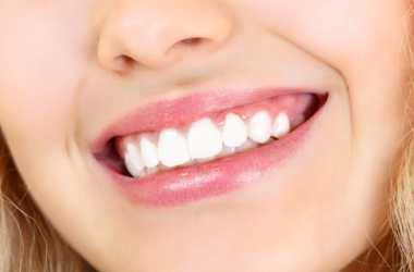 Как лечить кровоточив ость десен может определить только стоматолог после осмотра полости рта, и установления причины